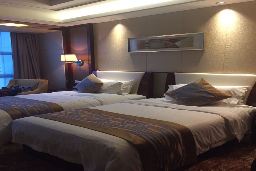 Zhongwei International Holiday Hotel 23/49