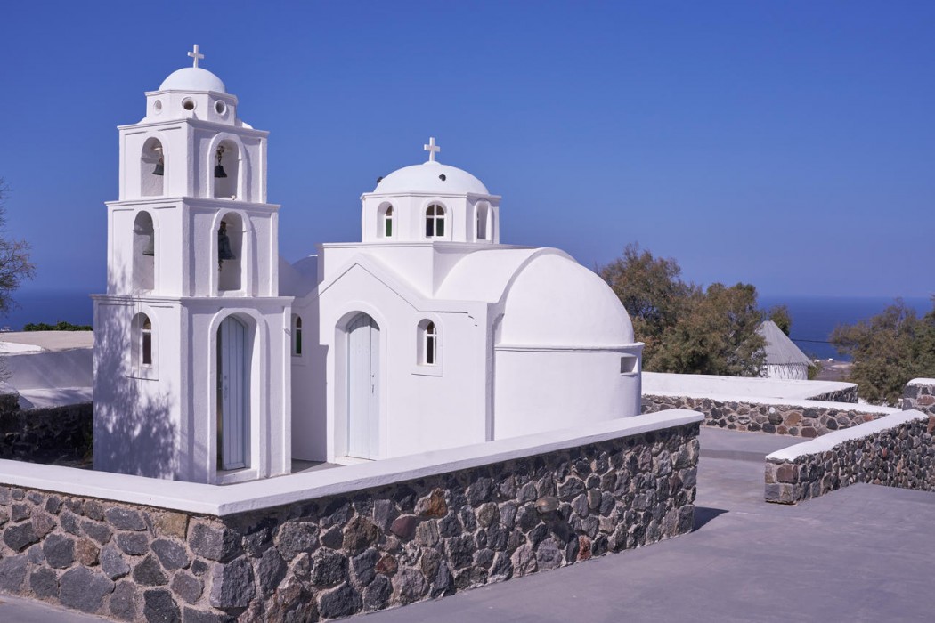 Mr And Mrs White Santorini