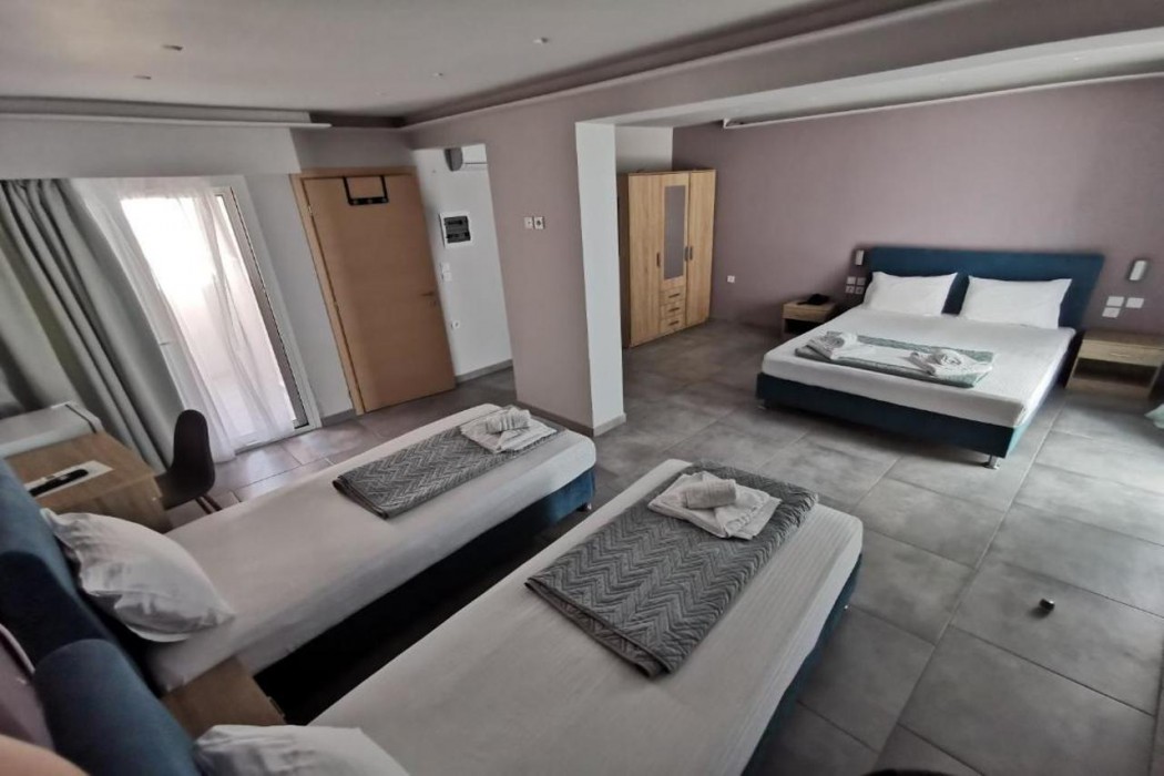 Three Island View Hotel 10/103