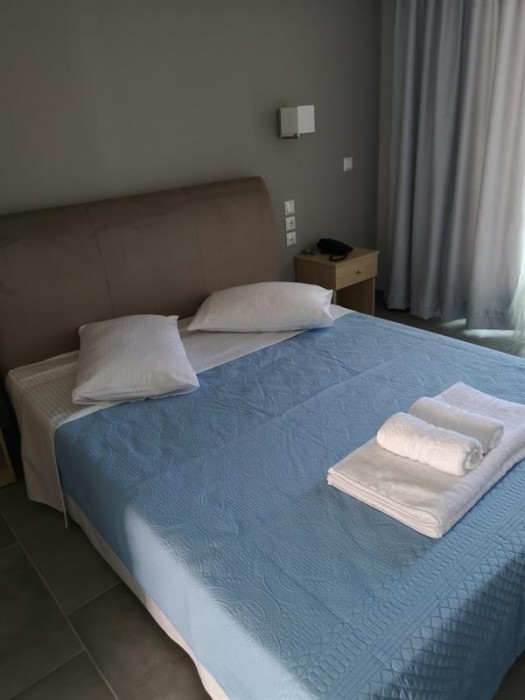Three Island View Hotel 43/103