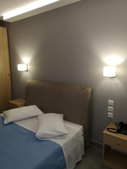Three Island View Hotel 35/103