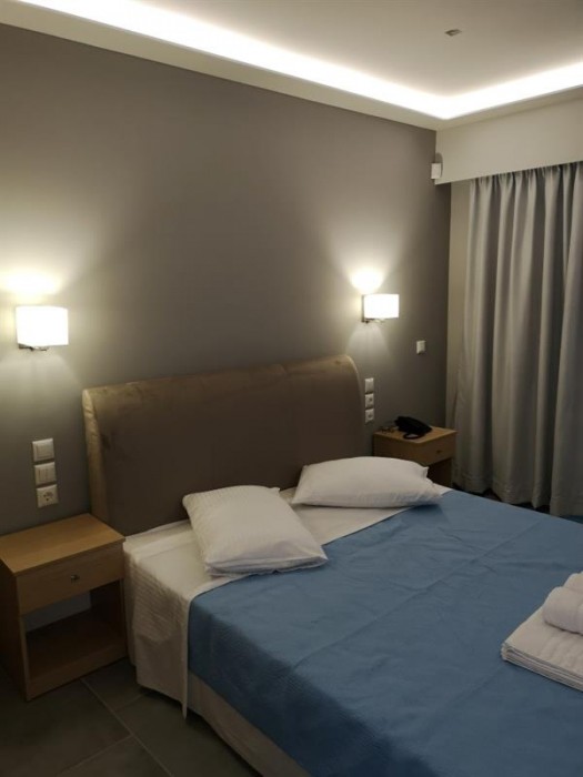 Three Island View Hotel 50/103