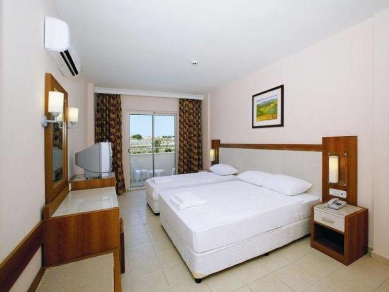 Arnor Deluxe Hotel And Spa 14/71
