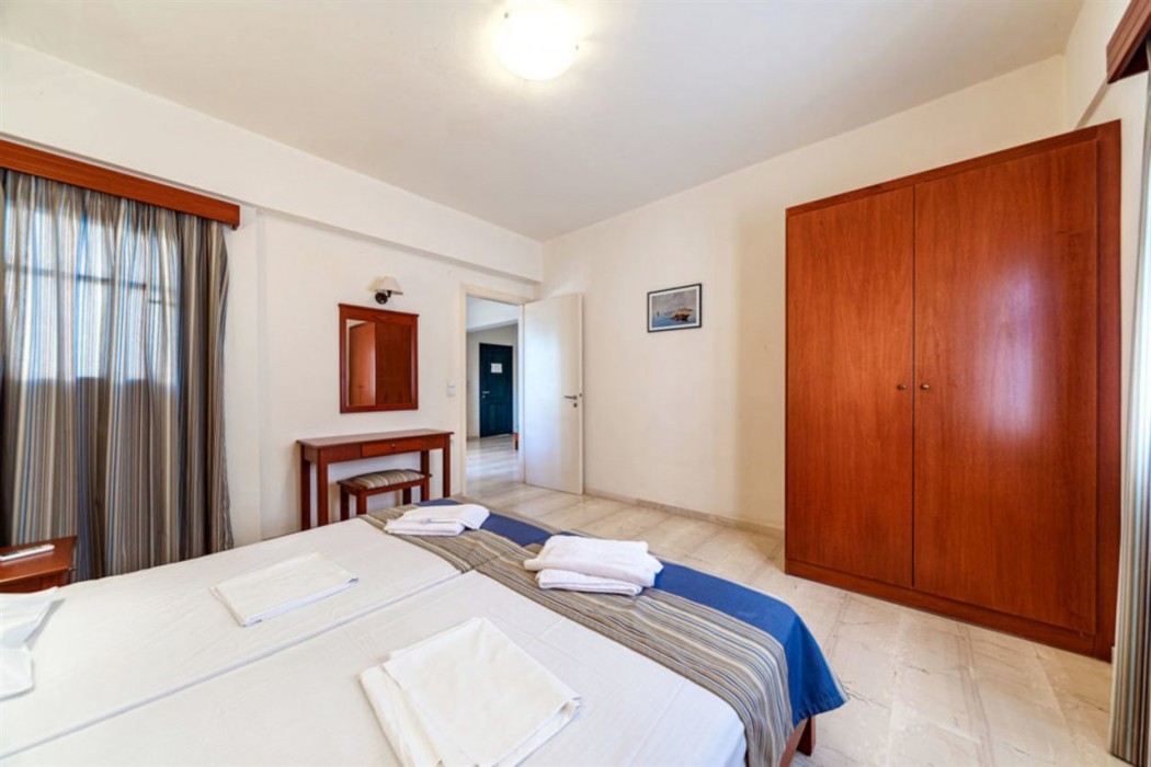 Niros Beach Apartments 16/58