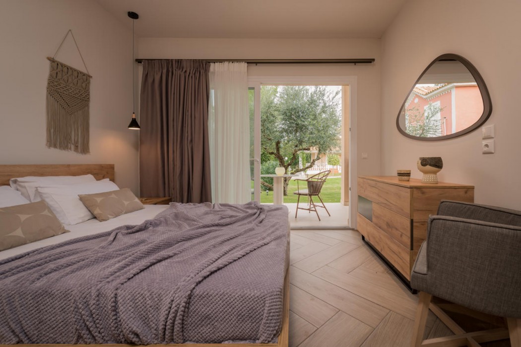 Aeolos Boutique Hotel & Suites 20/65
