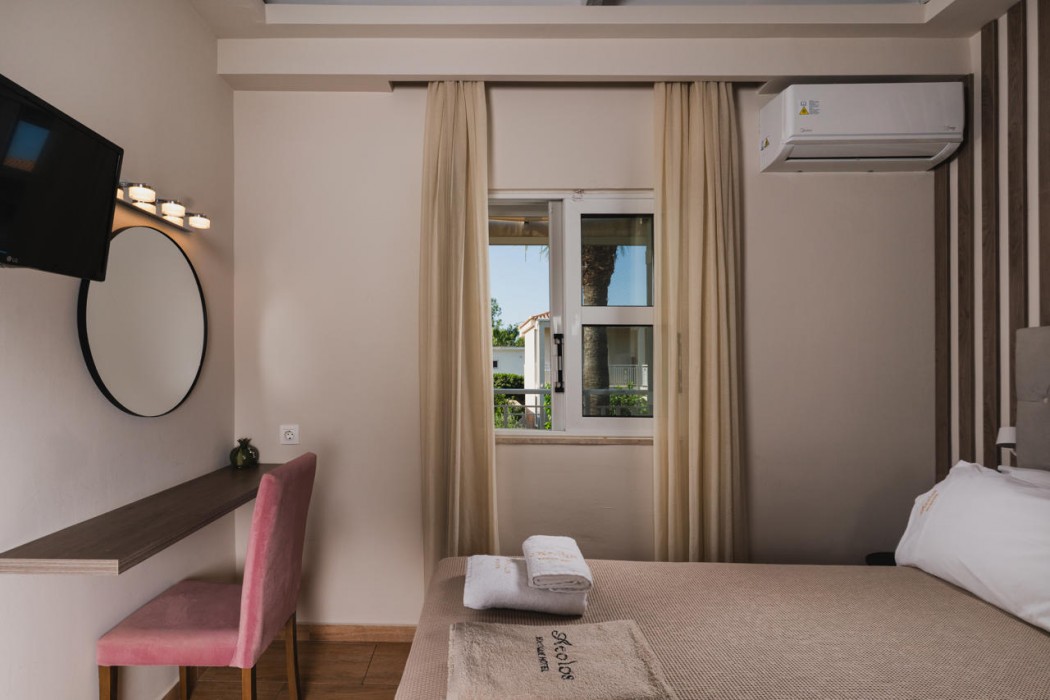 Aeolos Boutique Hotel & Suites 14/65