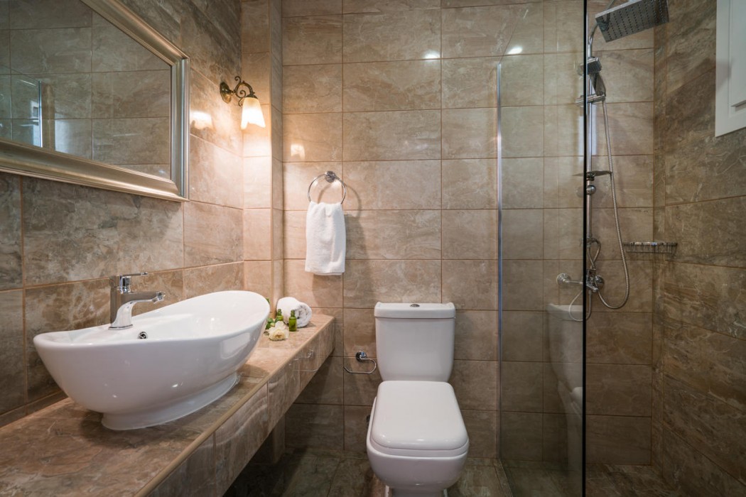 Aeolos Boutique Hotel & Suites 61/65