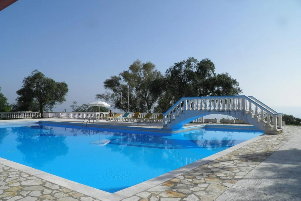 Ionian View Studios 7/11