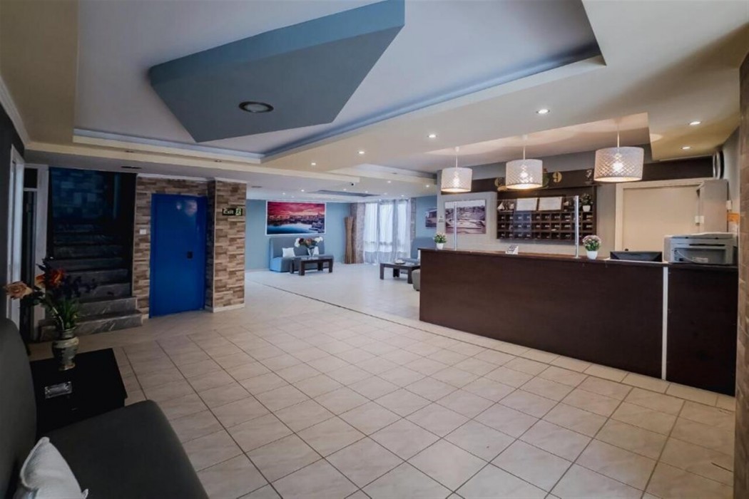 Cloud 9 Hotel Shisha & Cocktail Bar - Adults Only 18+ photo4