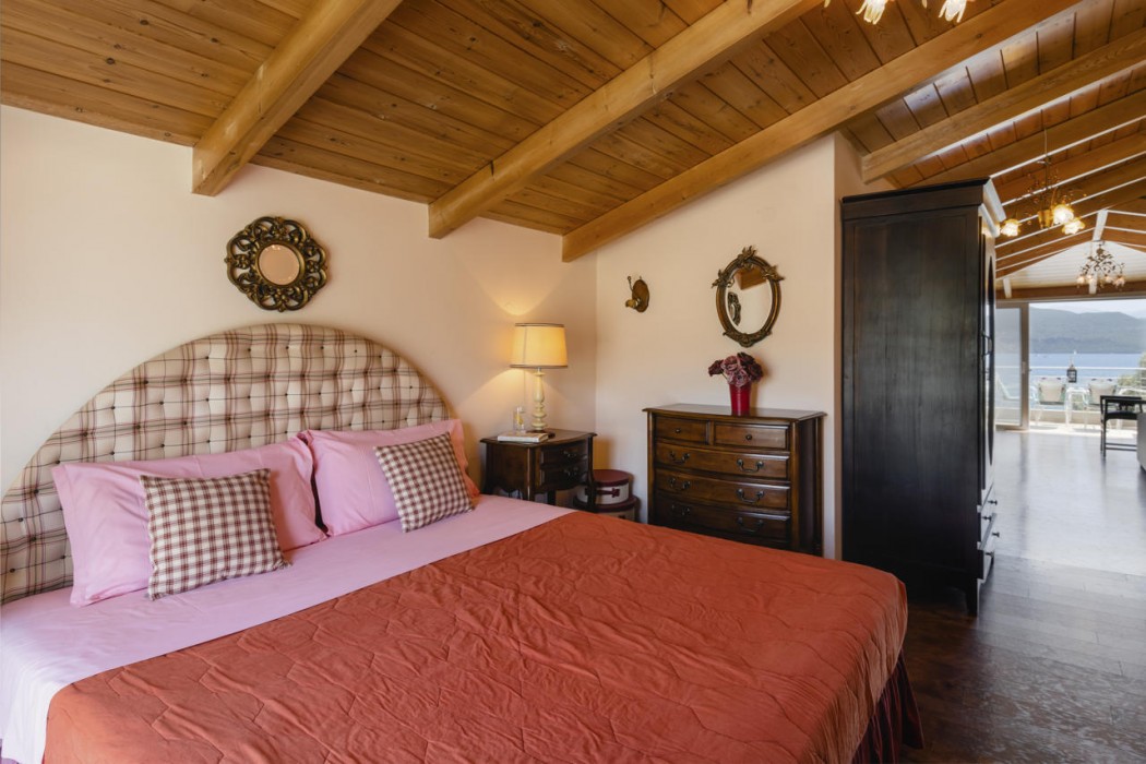 Agnadi Suites 22/36