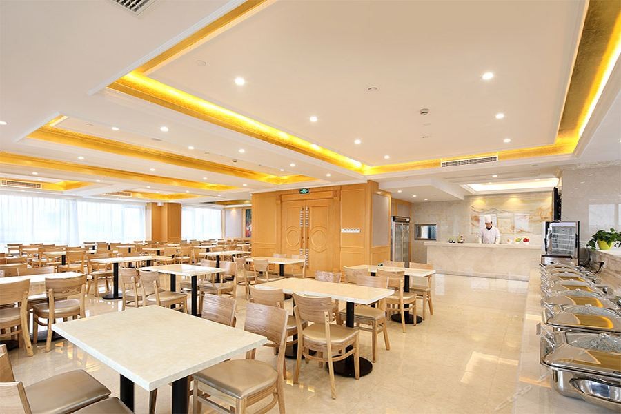 Vienna International Hotel (Shanghai Hongqiao Hub Qingpu Metro Station) 17/19