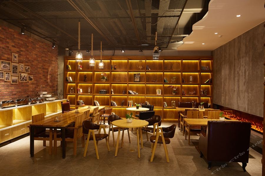 James Joyce Coffetel Shanghai Zhuanqiao Wanda Plaza 29/60