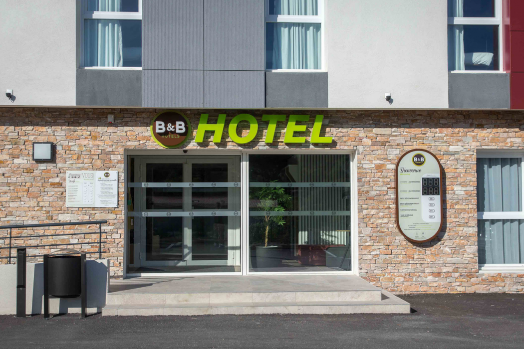 B&B Hotel Sainte Maxime Golfe de St Tropez in SAINTE MAXIME