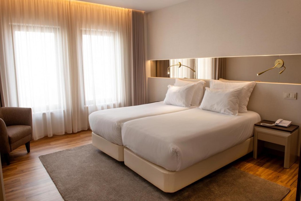 Hotel Cristal Setubal 12/61
