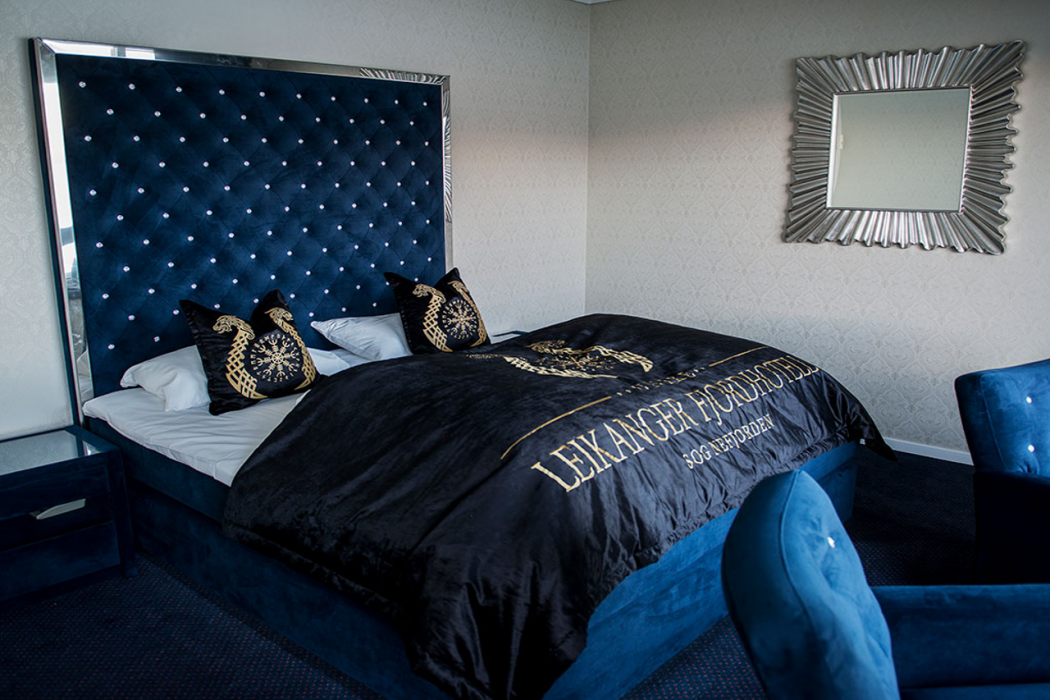 Leikanger Fjordhotel 12/30
