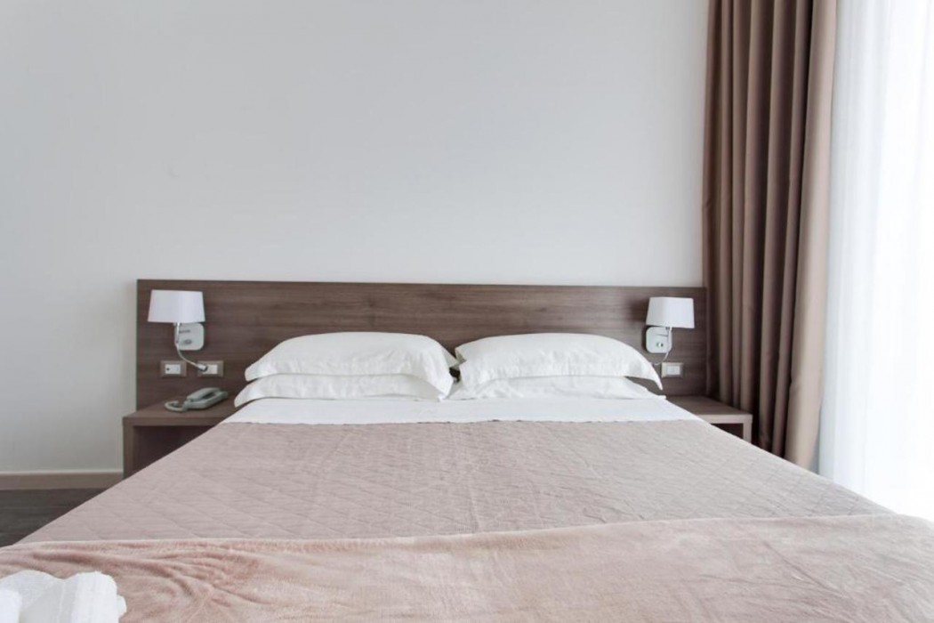 Hotel Nadir 15/34