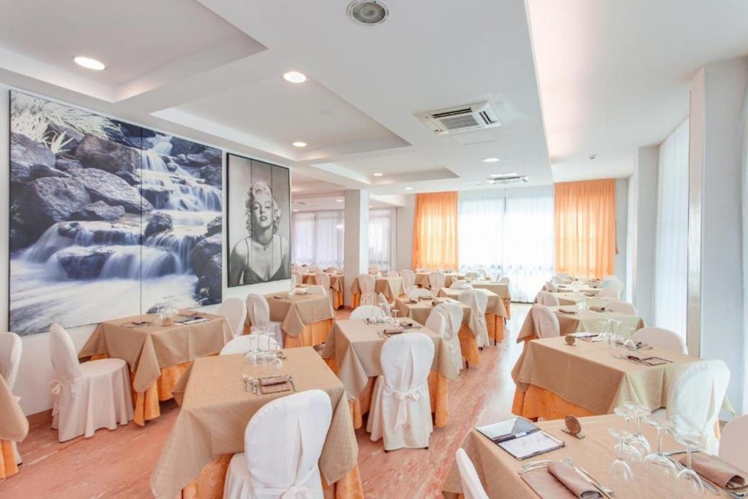 Hotel Nadir 23/34