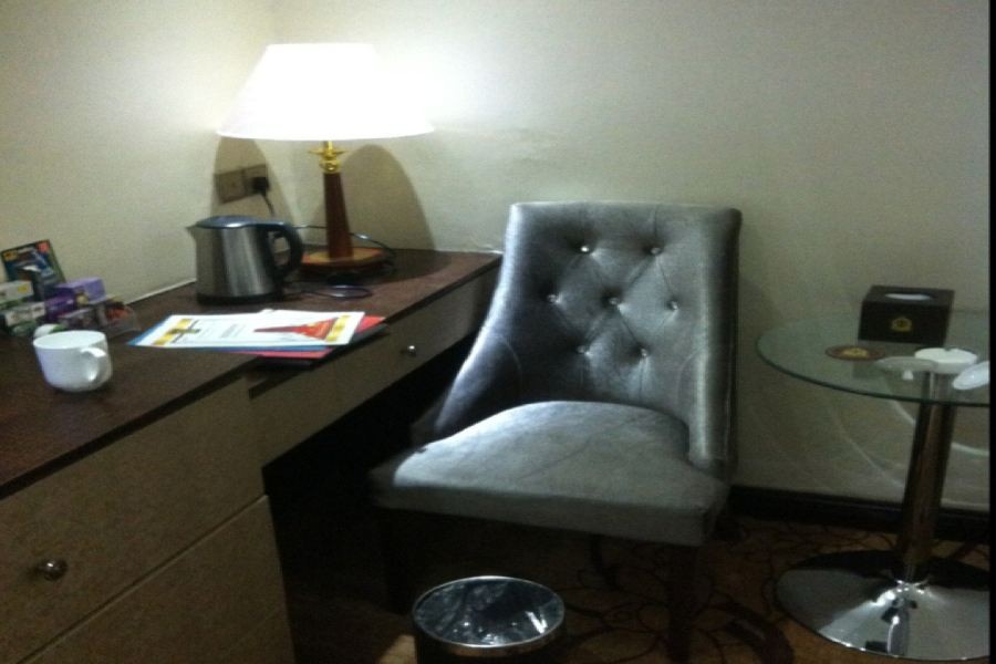 Yugang Zhizun Hotel 8/24