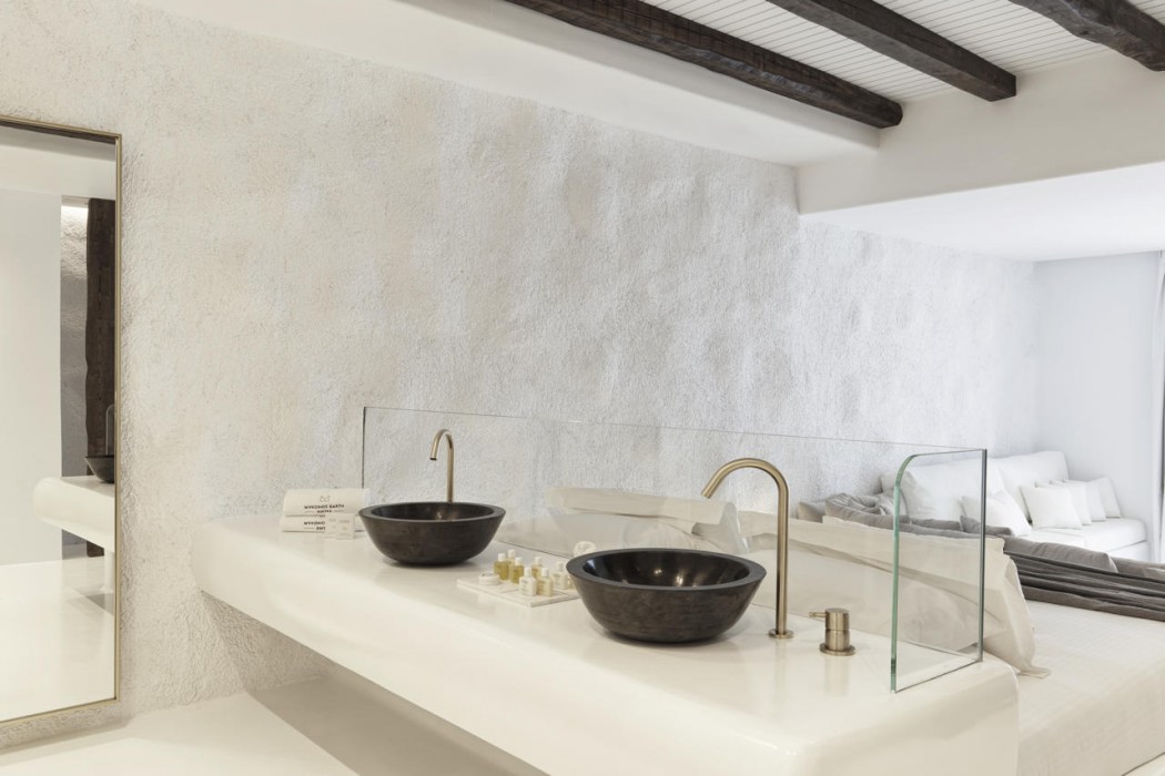 Mykonos Earth Suites 20/70