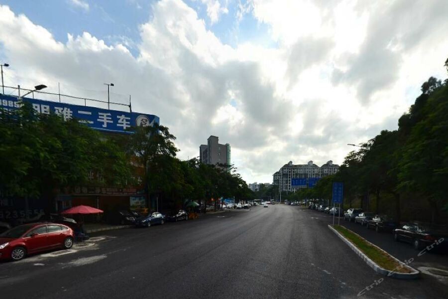 Vienna Hotel (Shenzhen Longzhu) 24/62
