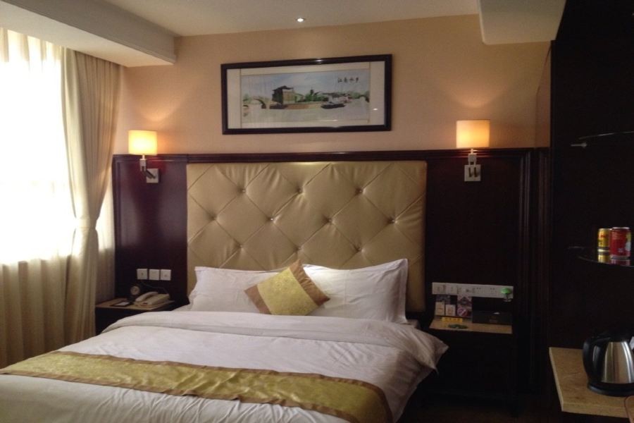 Hongdu Hotel 23/39