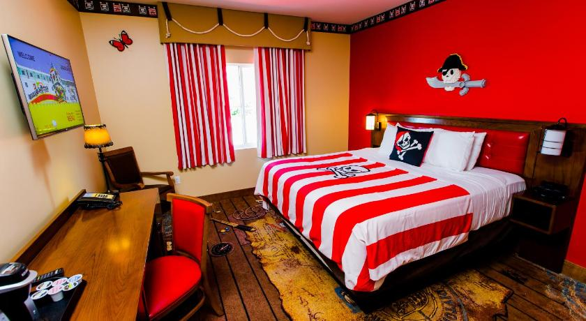 Legoland Pirate Island Hotel 8/31