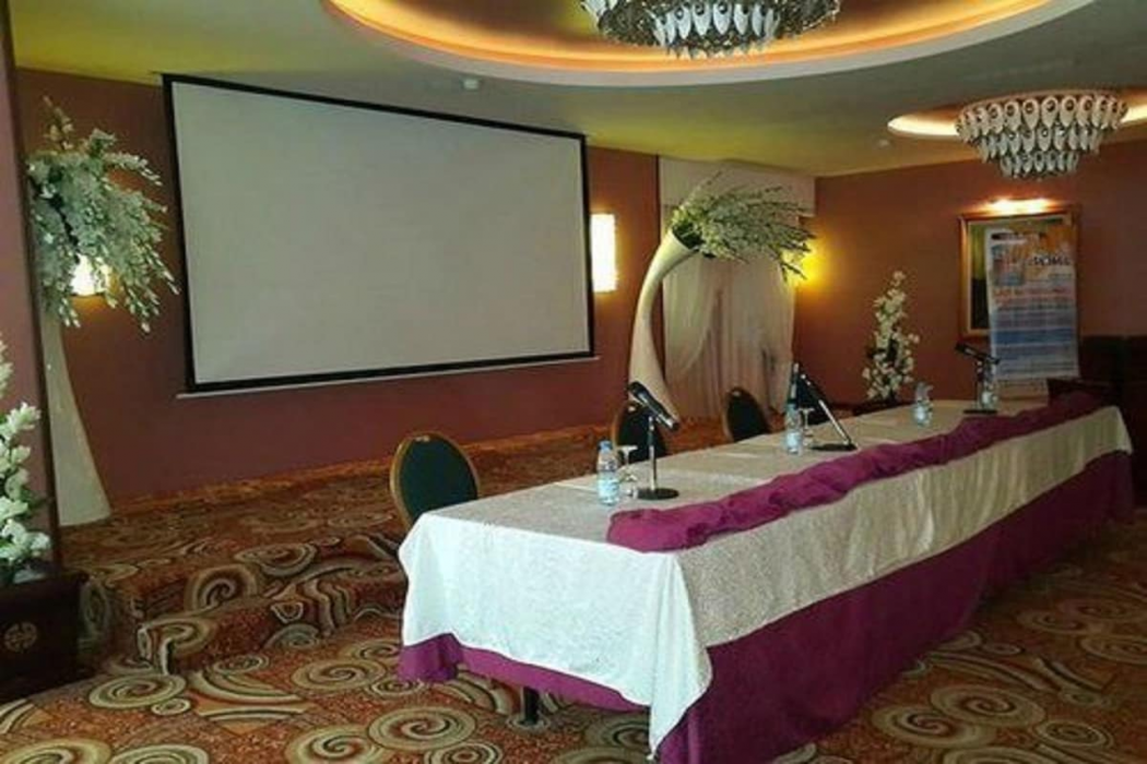 Hotel Maraval Oran 11/50