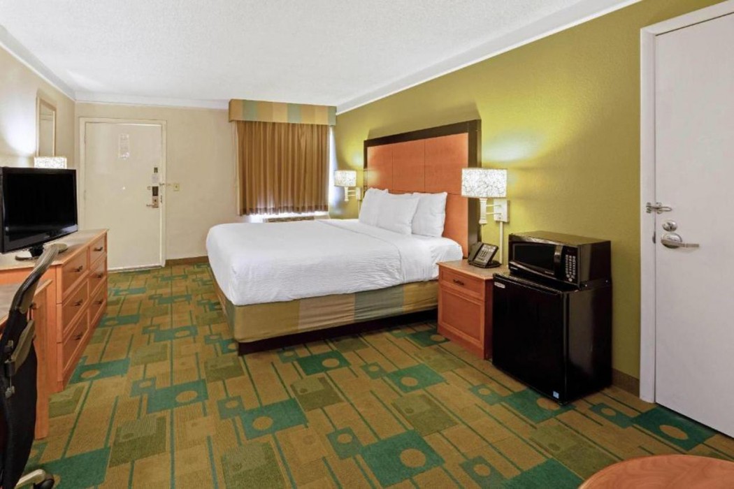 Travelodge by Wyndham Phoenix North 5/25