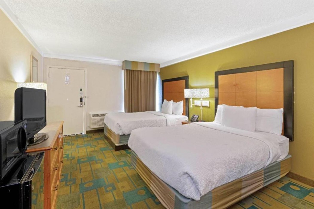 Travelodge by Wyndham Phoenix North 4/25