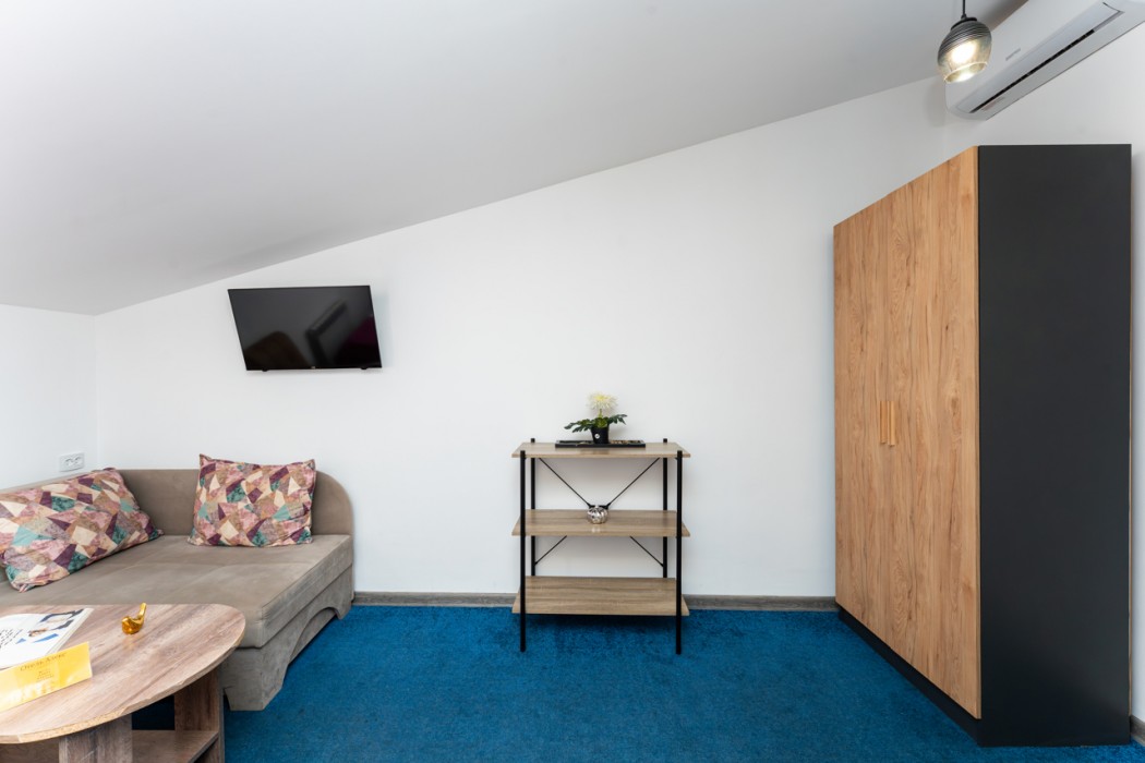 Alex Hotel 25/70