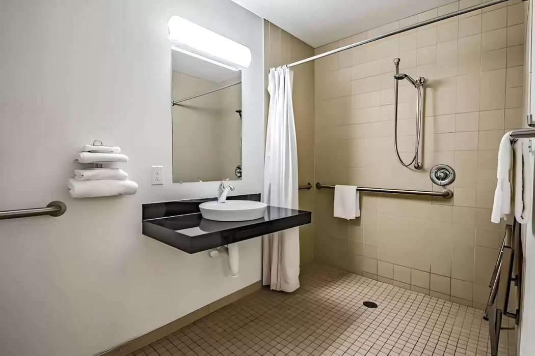 Park Inn by Radisson, Salt Lake City Airport 15/47
