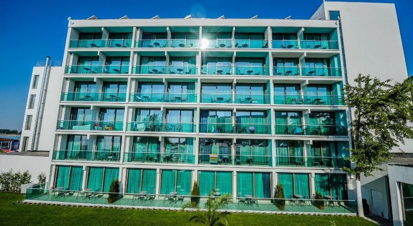 Turquoise Hotel 1/50