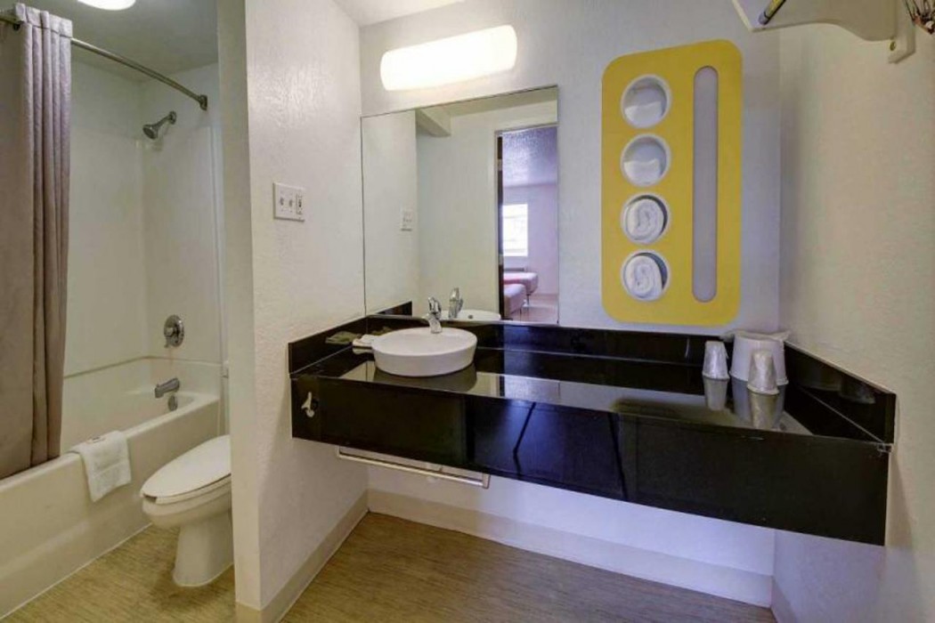 Motel6 San Antonio, TX - Downtown - Market Square 9/44