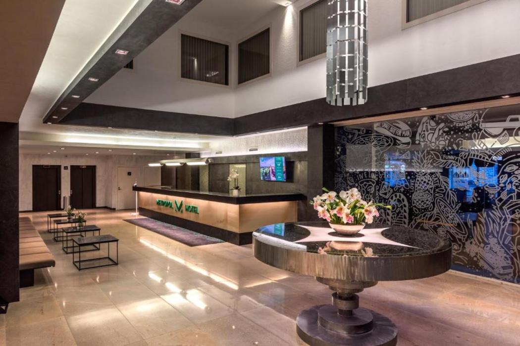 Metropol Hotel 7/59