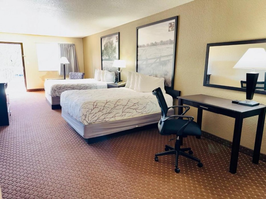 Baymont by Wyndham New Braunfels TX 6/13