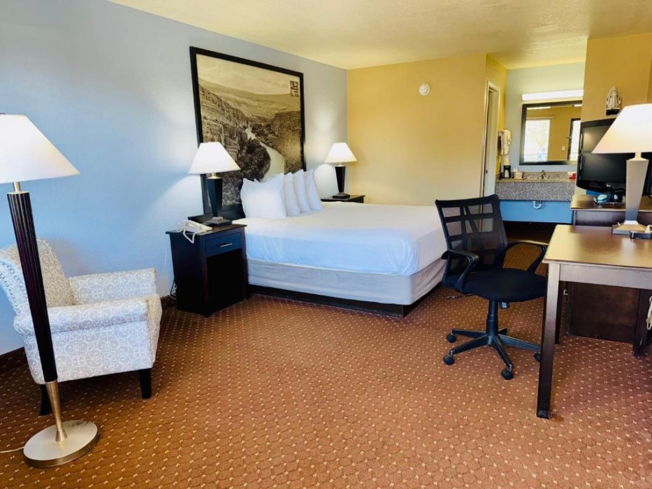Baymont by Wyndham New Braunfels TX 5/13