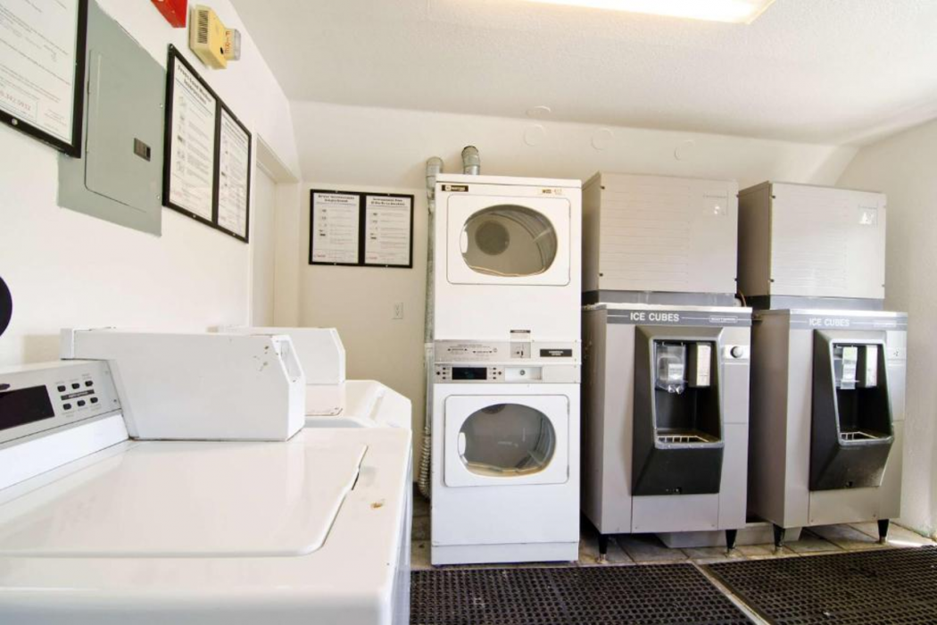 Motel6 Twentynine Palms, CA 22/43