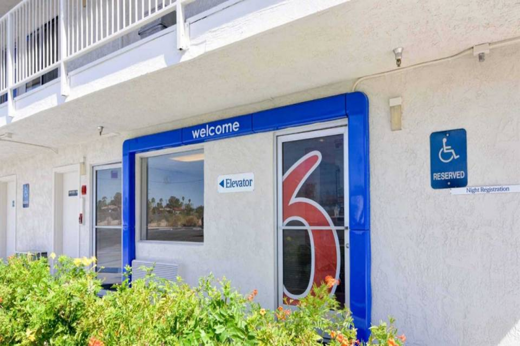 Motel6 Twentynine Palms, CA in TWENTYNINE PALMS - CA