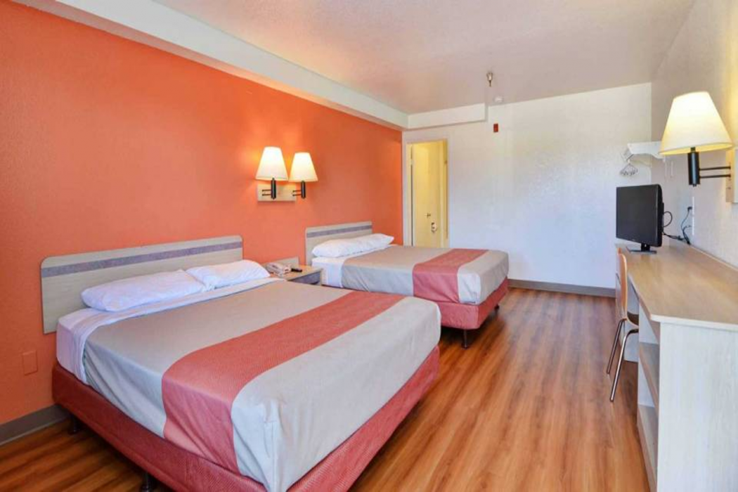 Motel6 Twentynine Palms, CA 11/43