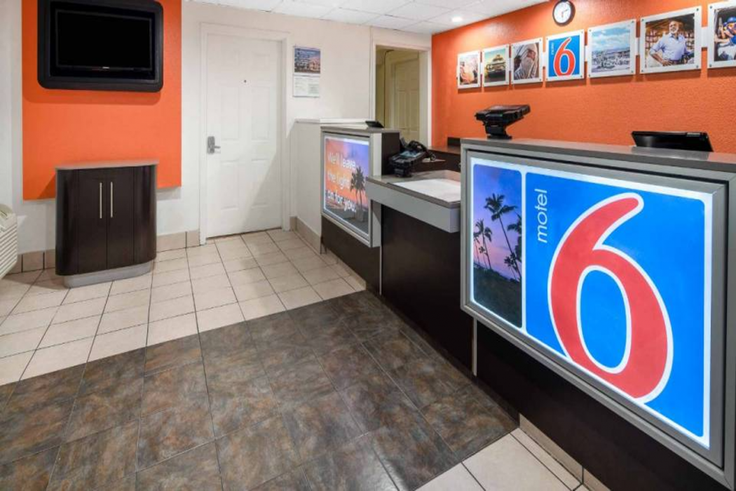 Lobby at Motel6 Ventura, CA - South, VENTURA - CA