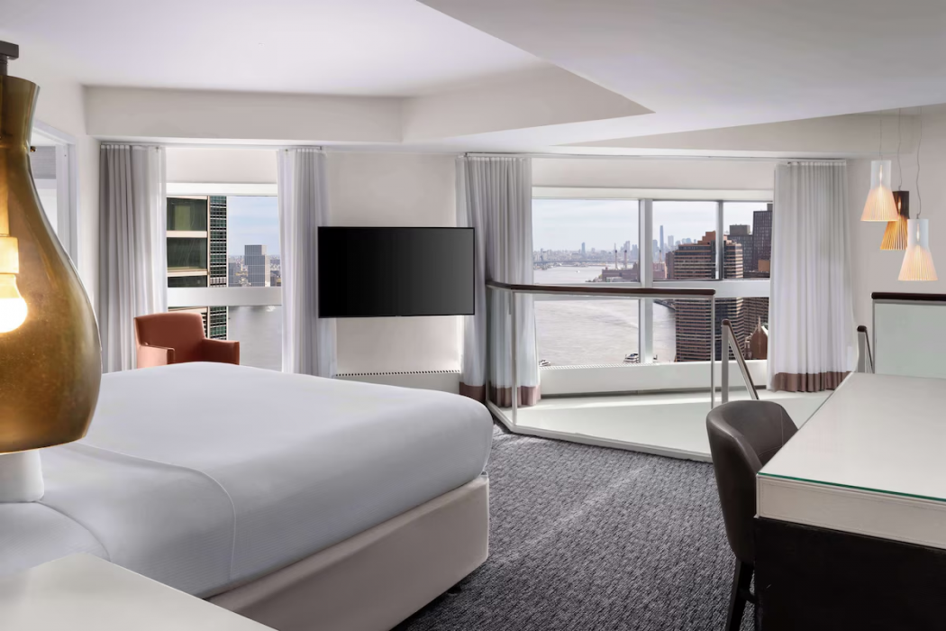 Millennium Hilton New York ONE UN Plaza 21/72