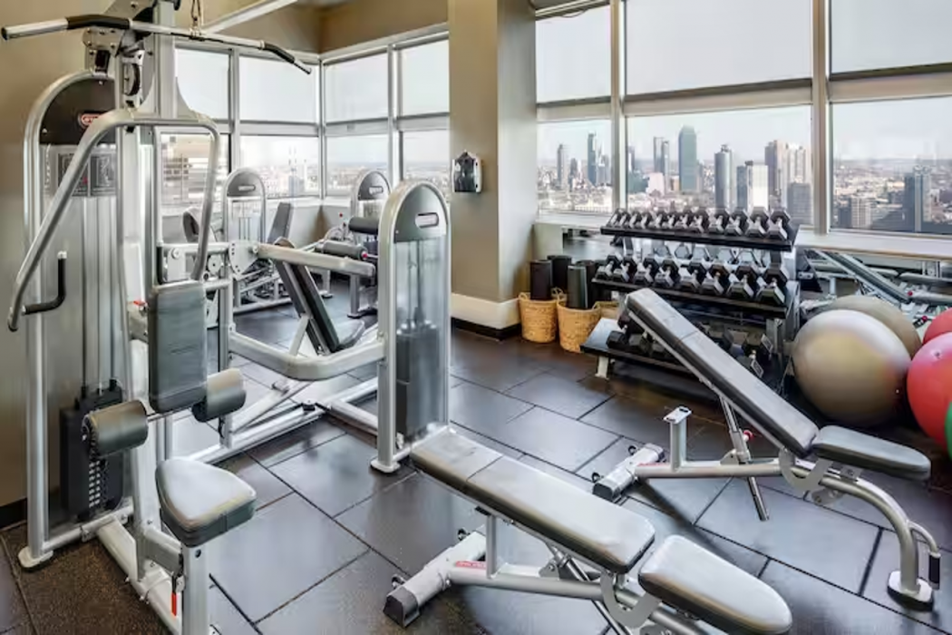Millennium Hilton New York ONE UN Plaza 28/72