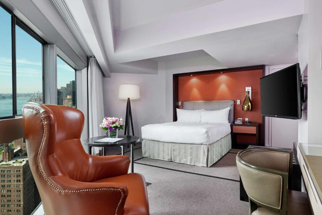 Millennium Hilton New York ONE UN Plaza 8/72