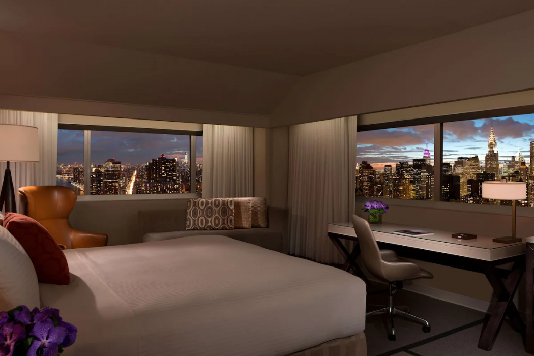 Millennium Hilton New York ONE UN Plaza 5/72