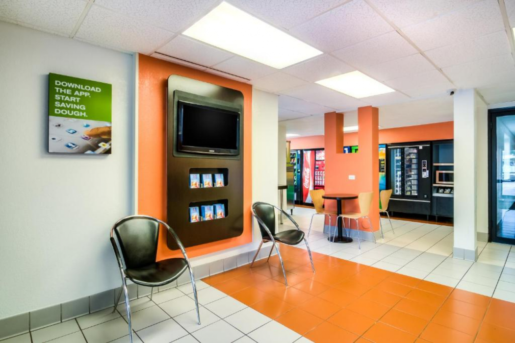 Motel6 Arlington Heights, IL - Chicago North Central 5/42