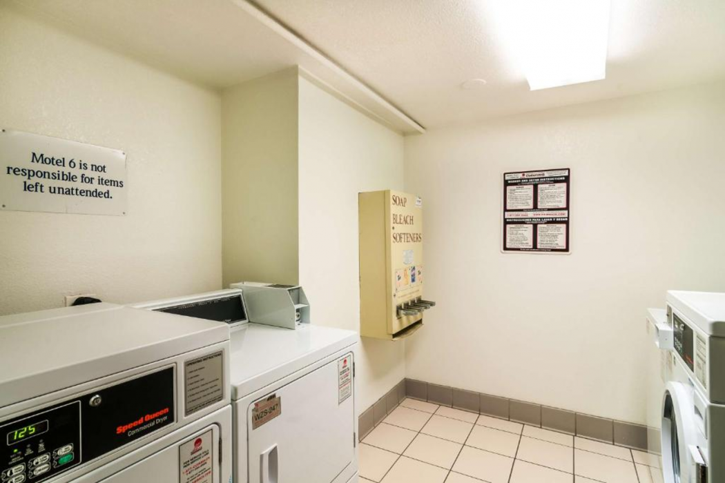 Motel6 Arlington Heights, IL - Chicago North Central 11/42