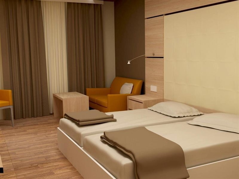 Royal Grand Hotel & Spa 21/58