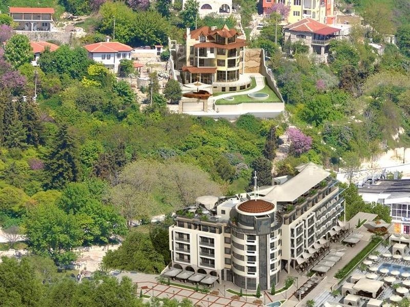 Royal Grand Hotel & Spa 19/58