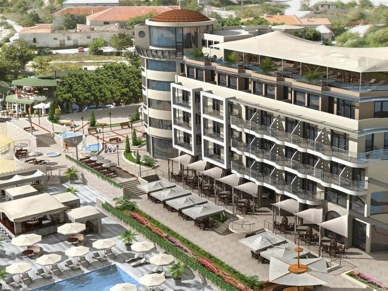 Royal Grand Hotel & Spa 17/58