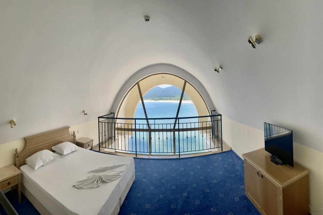 Marina Royal Palace 26/96